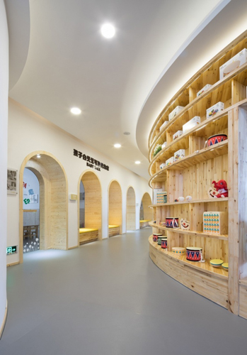 廣州展廳設(shè)計睿星貝貝早教店裝飾設(shè)計